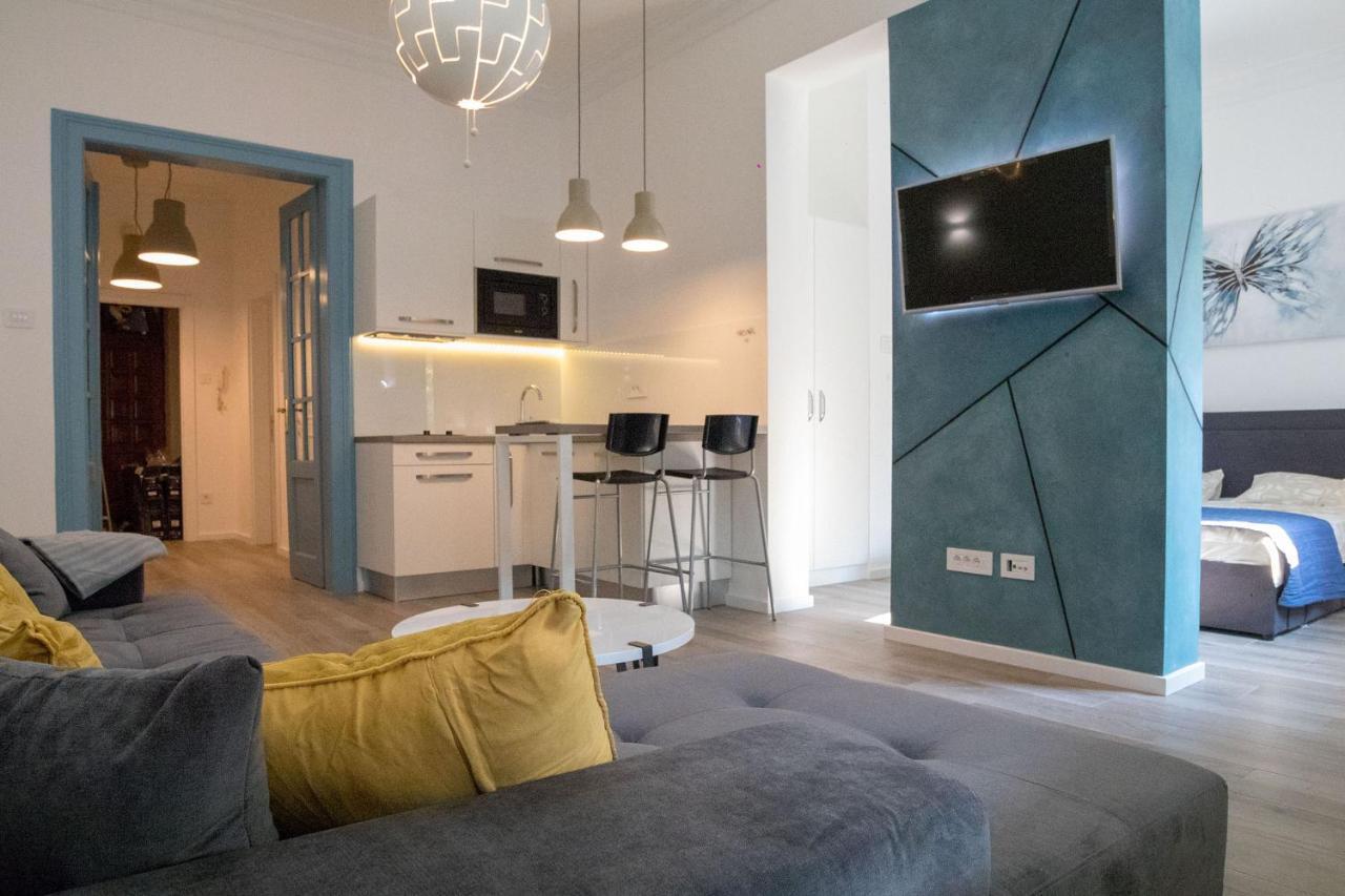Twin Center Apartments Белград Екстериор снимка