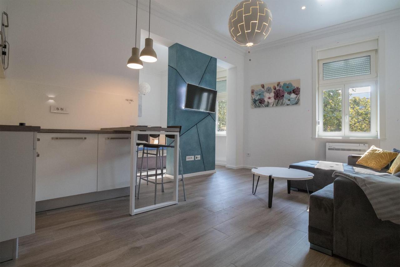 Twin Center Apartments Белград Екстериор снимка